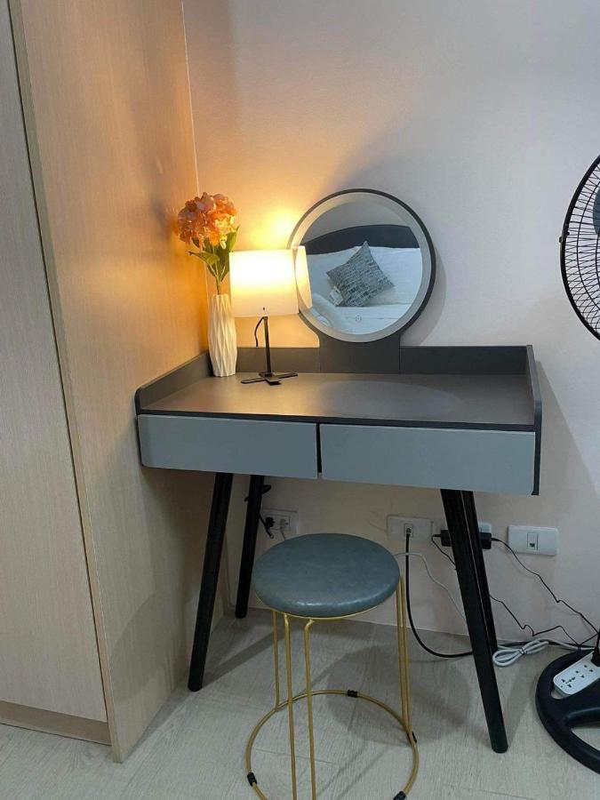 Studio Condo Building 81 Newport Boulevard Manila Ngoại thất bức ảnh
