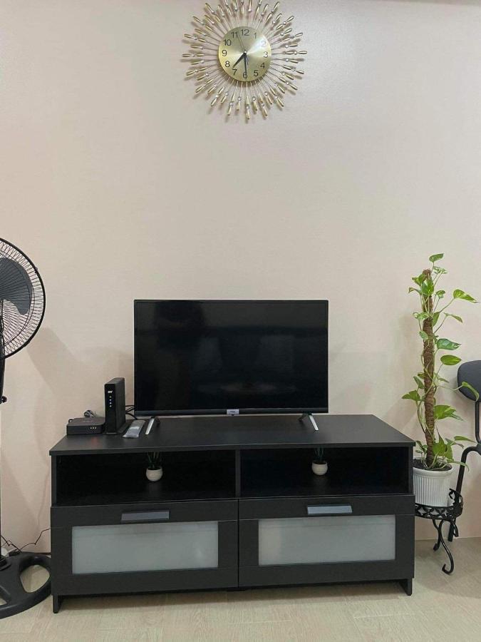 Studio Condo Building 81 Newport Boulevard Manila Ngoại thất bức ảnh