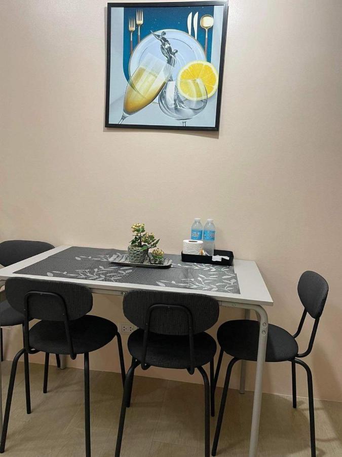 Studio Condo Building 81 Newport Boulevard Manila Ngoại thất bức ảnh