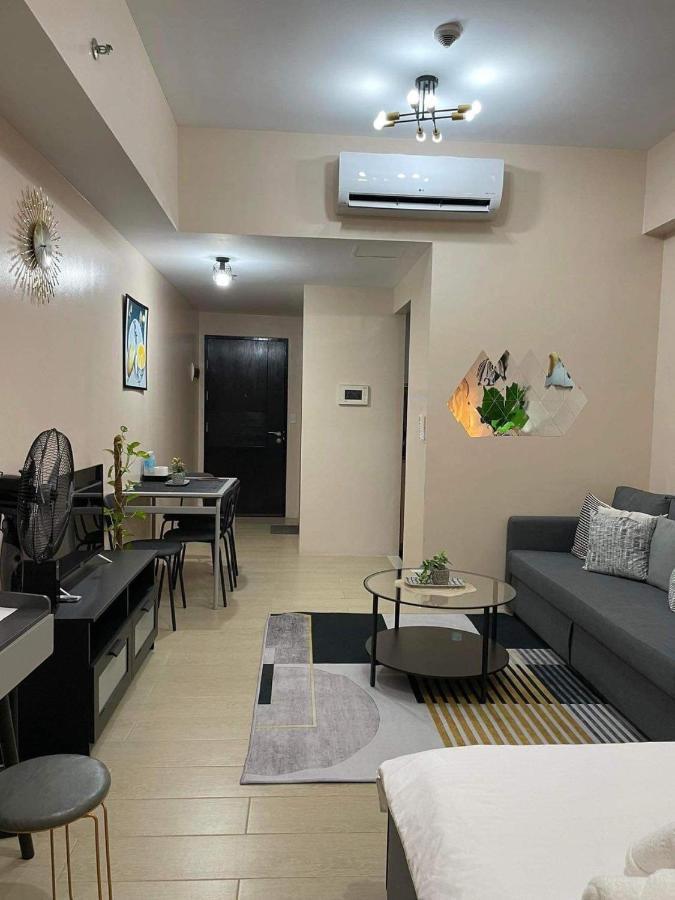 Studio Condo Building 81 Newport Boulevard Manila Ngoại thất bức ảnh