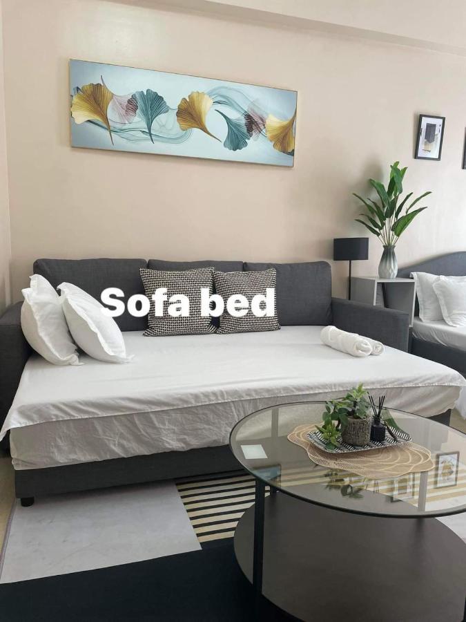 Studio Condo Building 81 Newport Boulevard Manila Ngoại thất bức ảnh